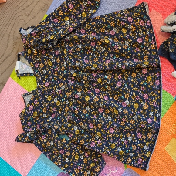 Two HM infant floral tops - Picture 2 of 5